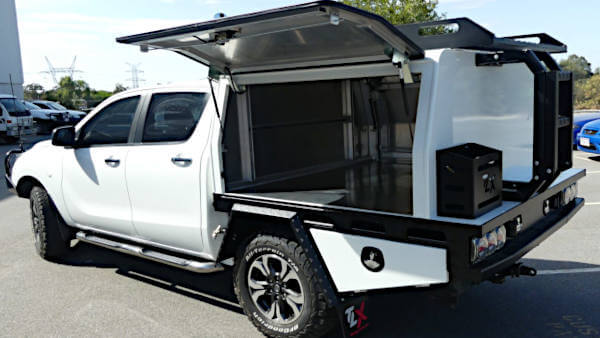New vehicle-accessory sales Perth/